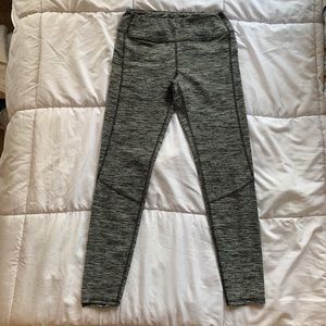 Hollister Gray Leggings. Size Small.